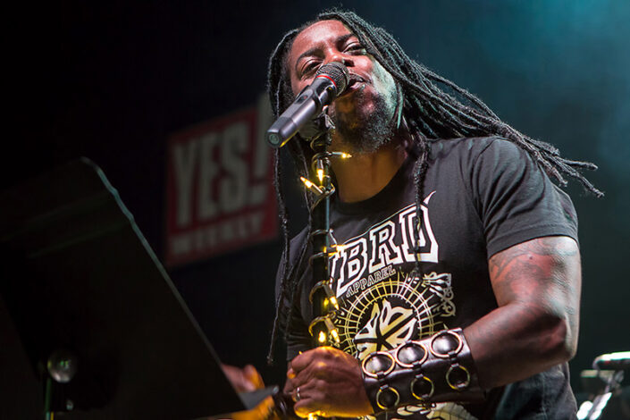 Lajon Witherspoon of Sevendust-Concert Photo